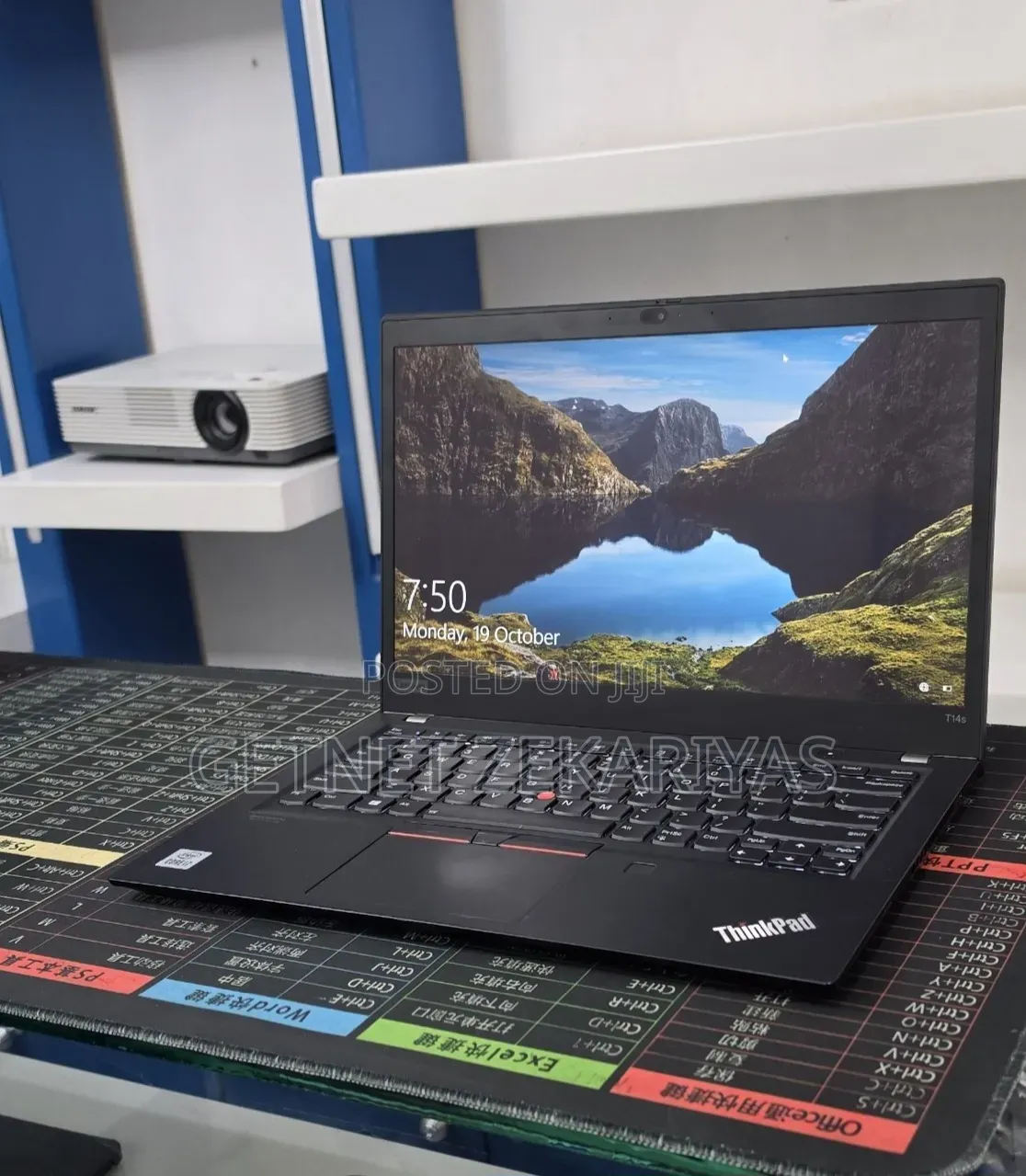 New Laptop Lenovo ThinkPad T14s G4 16GB Intel Core i7 SSD 512GB