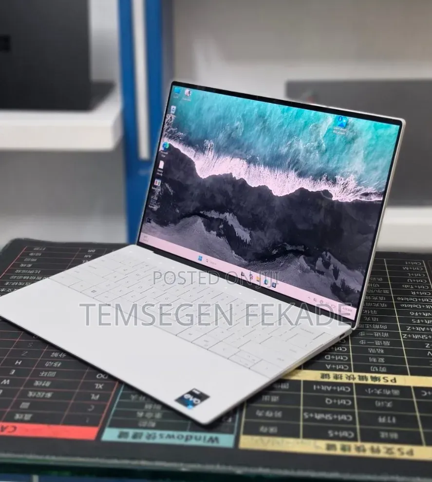 New Laptop Dell XPS 13 16GB Intel Core i7 SSD 512GB