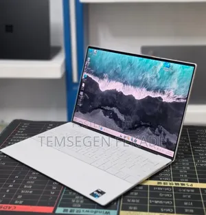 New Laptop Dell XPS 13 16GB Intel Core i7 SSD 512GB