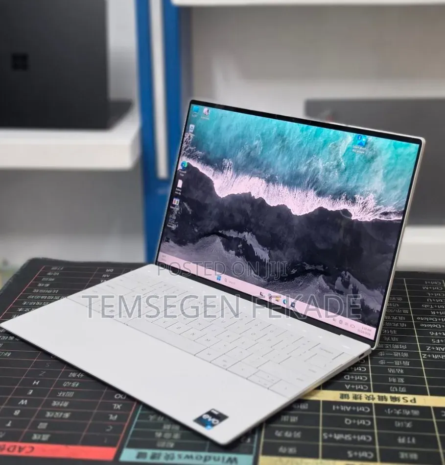New Laptop Dell XPS 13 16GB Intel Core i7 SSD 512GB