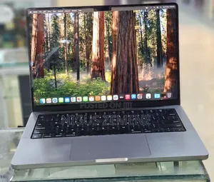 New Laptop Apple MacBook Pro 2021 M1 32GB Apple M1 Pro SSD 512GB