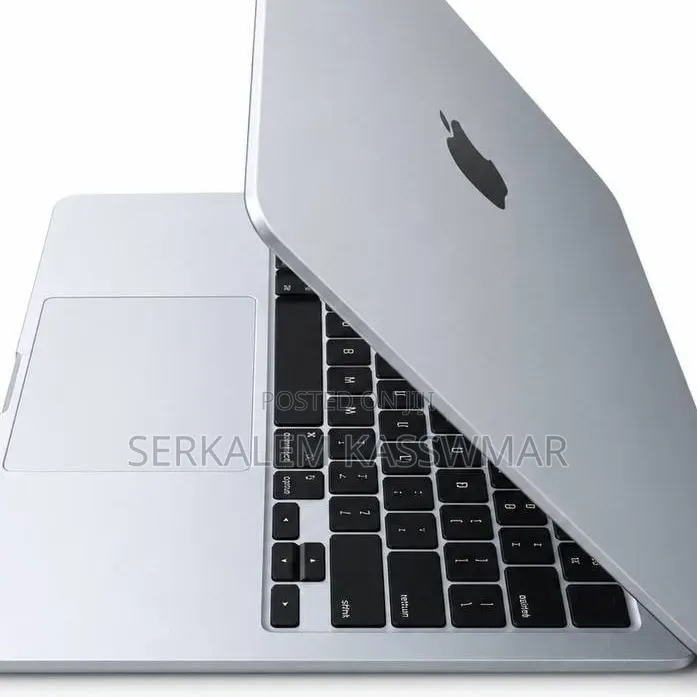 New Laptop Apple MacBook Air 2025 M4 16GB Apple M4 SSD 512GB