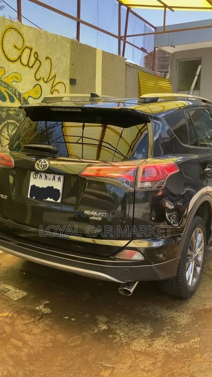 Toyota RAV4 2018 Black