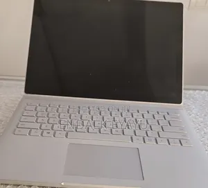 New Laptop Microsoft Surface Book 2 16GB Intel Core i7 SSD 512GB
