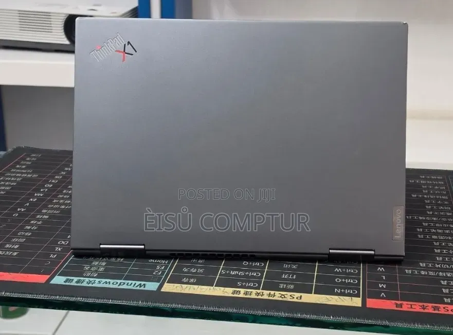 New Laptop Lenovo ThinkPad X1 Yoga 16GB Intel Core i5 SSD 512GB
