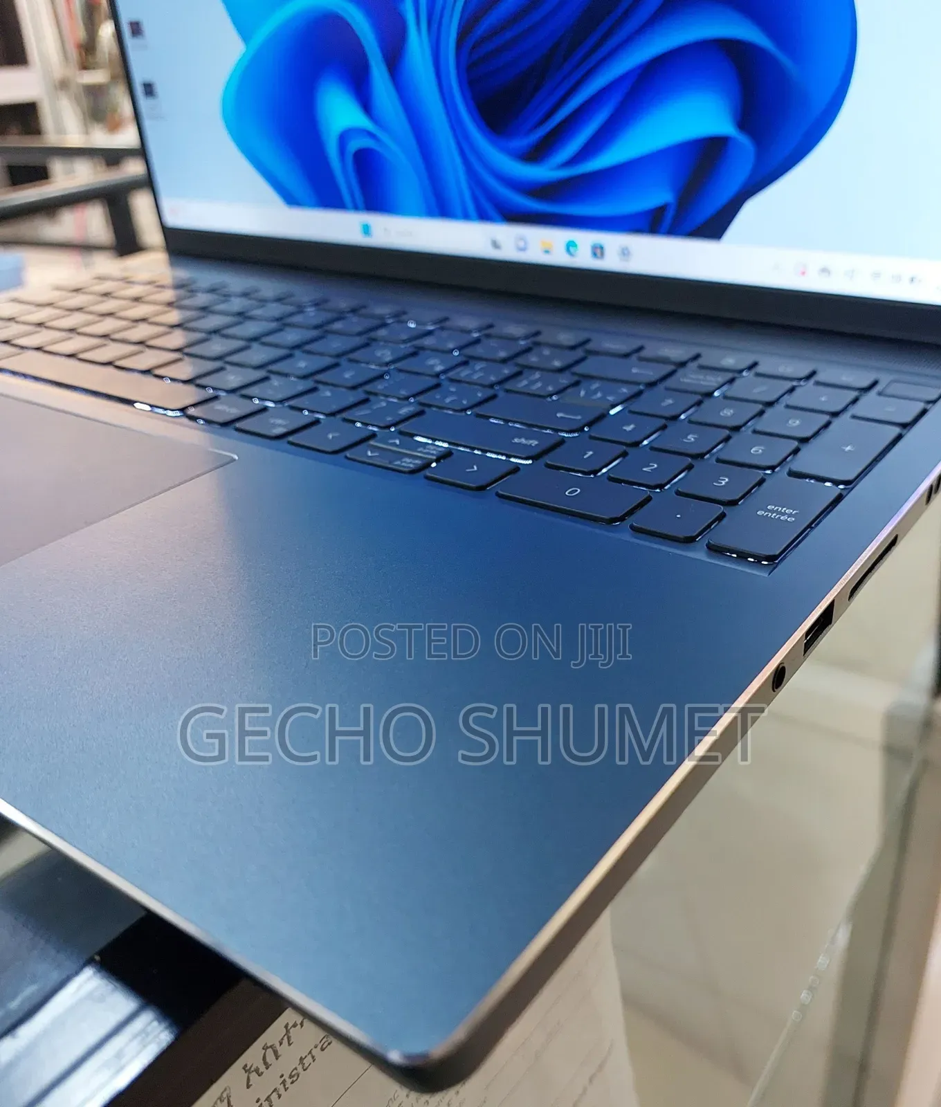 New Laptop Dell Inspiron 16 7610 16GB Intel Core i7 SSD 1T