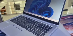 New Laptop HP EliteBook 840 G7 16GB Intel Core i5 SSD 512GB
