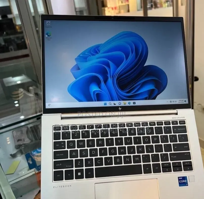 New Laptop HP EliteBook 840 G9 16GB Intel Core i7 SSD 512GB