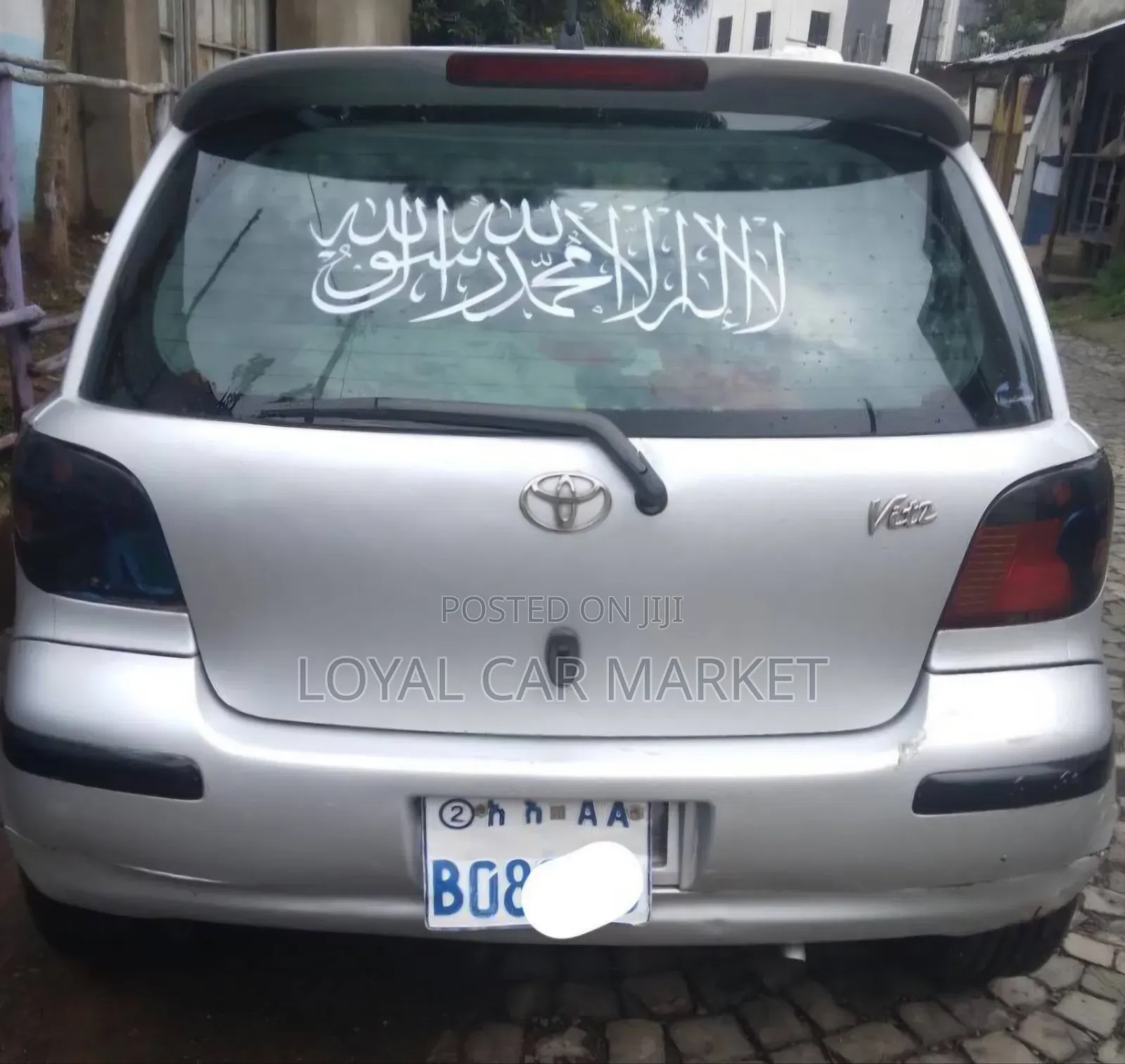 Toyota Vitz 2004 Silver