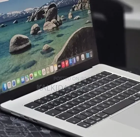 New Laptop Apple MacBook Air 2026 M5 16GB Apple M5 SSD 512GB