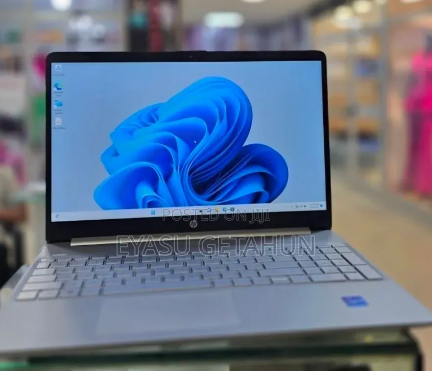 New Laptop HP Stream Notebook 16GB Intel Core i7 SSD 512GB