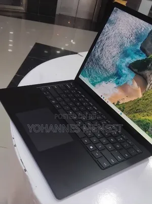 New Laptop Microsoft Surface 16GB Intel Core i7 SSD 512GB