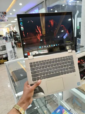Laptop Lenovo Yoga 700 4GB Intel Core i3 HDD 1T
