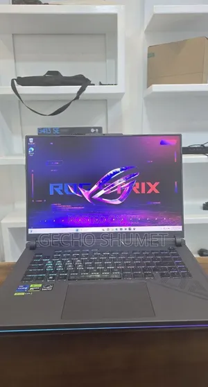 New Laptop Asus ROG Strix G16 16GB Intel Core i7 SSD 1T