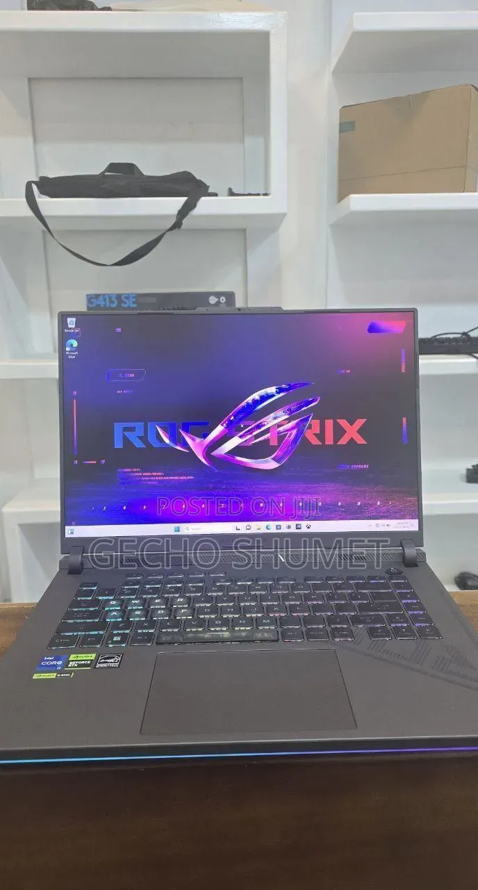 New Laptop Asus ROG Strix G16 16GB Intel Core i7 SSD 1T