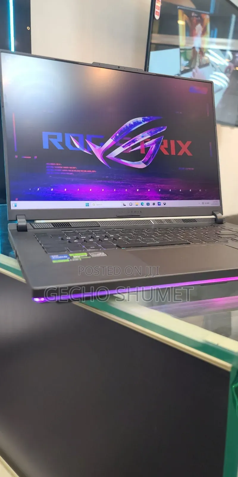 New Laptop Asus ROG Strix G16 16GB Intel Core i7 SSD 1T