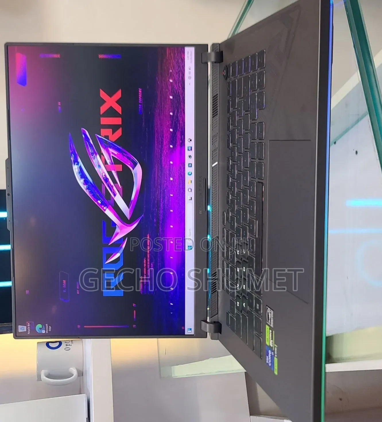 New Laptop Asus ROG Strix G16 16GB Intel Core i7 SSD 1T