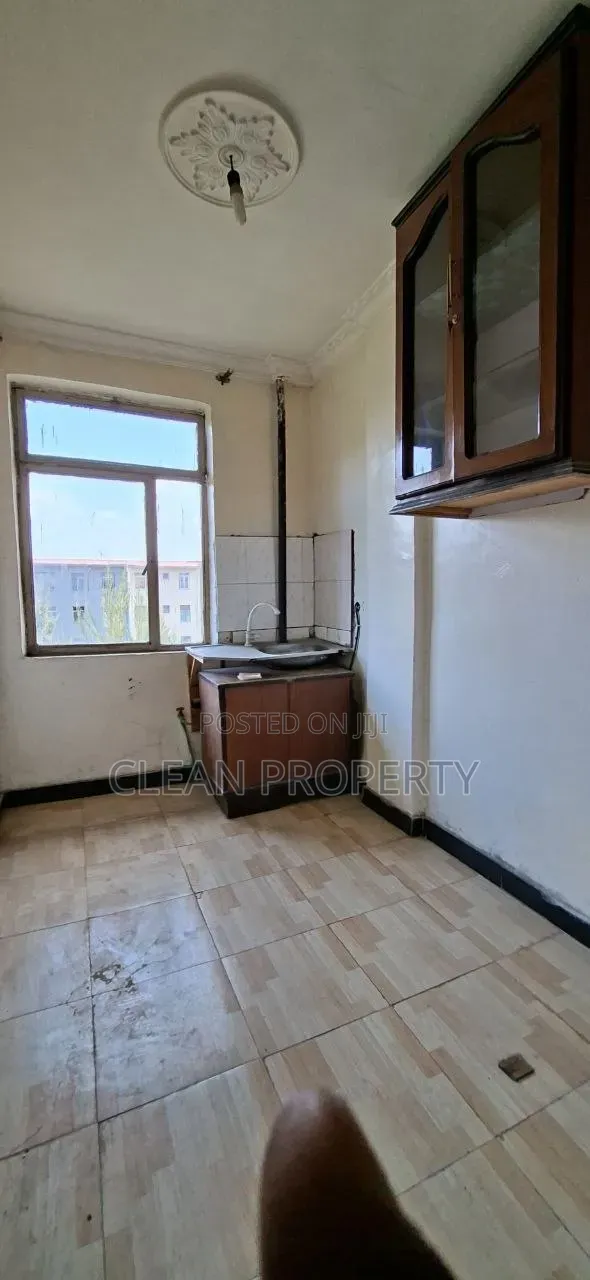 1bdrm Apartment in Clean Properties, Bole for rent