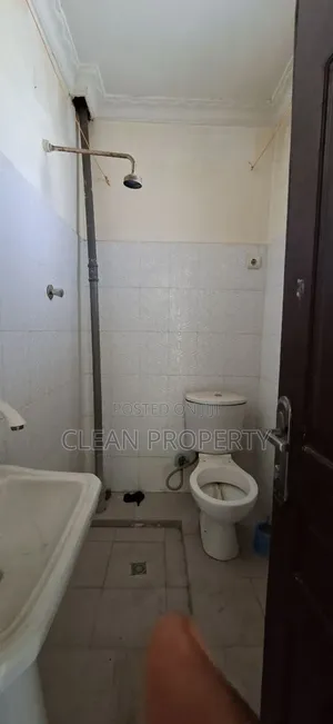 2bdrm Apartment in Clean Properties, Bole for rent