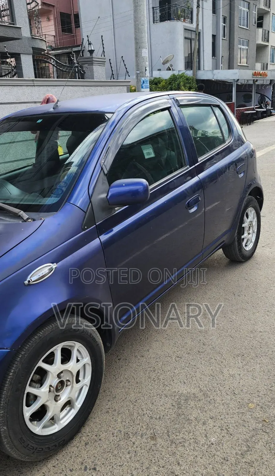 Toyota Vitz 2001 Blue