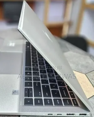 New Laptop HP EliteBook x360 1040 G7 16GB Intel Core i7 SSD 512GB