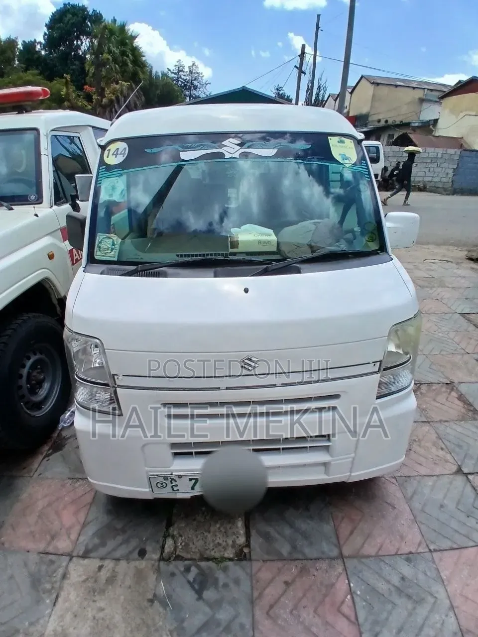 Suzuki Every Wagon 2012 White