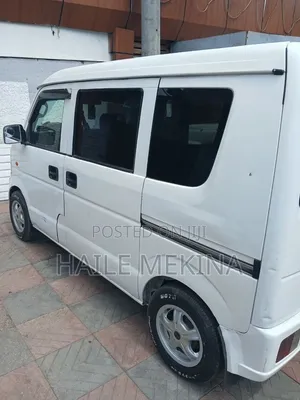 Suzuki Every Wagon 2012 White