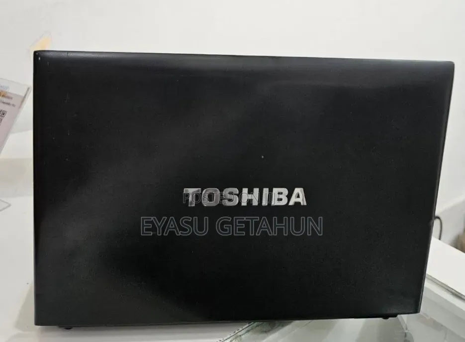 New Laptop Toshiba Portege R830 6GB Intel Core i5 HDD 72GB