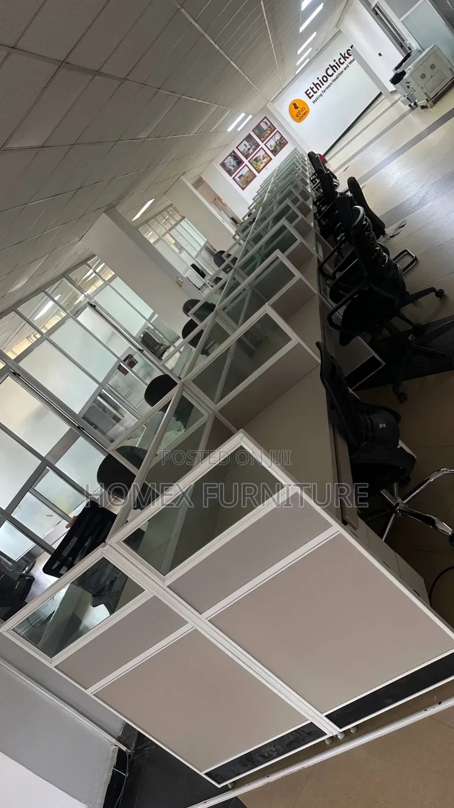 Modern Staff Desk – ዘመናዊ ስታፍ ጠረጴዛ