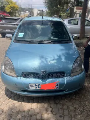 Toyota Vitz 2001 Blue