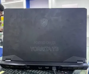 New Laptop MSI GP75 Leopard 16GB Intel Core i7 SSD 512GB