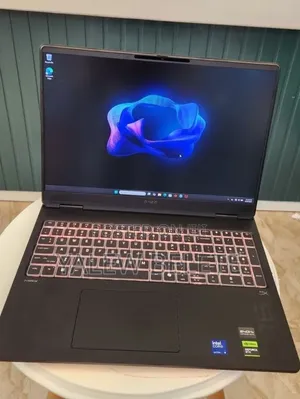 New Laptop HP Omen Max 16 32GB Intel Core Ultra 9 SSD 1T