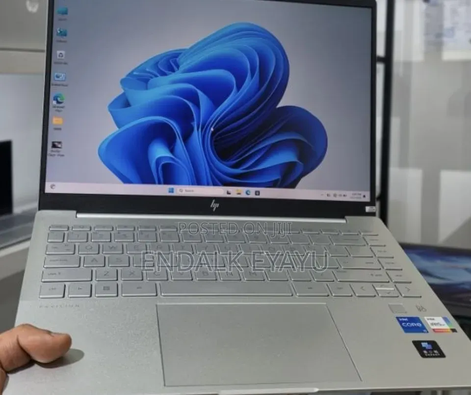 New Laptop HP Pavilion 14 16GB Intel Core i5 SSD 1T