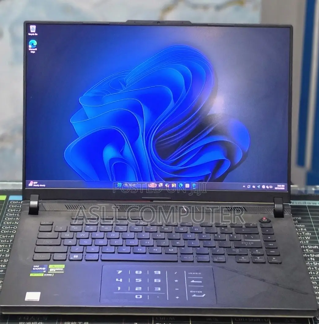 New Laptop Asus ROG Strix G16 G614 32GB Intel Core i9 SSD 1T