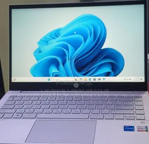 New Laptop HP Pavilion 15 8GB Intel Core i5 SSD 512GB