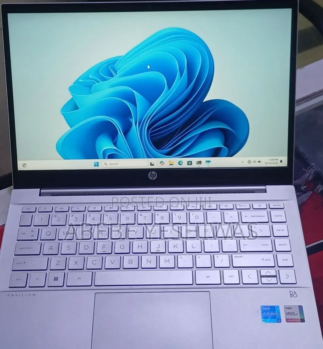 New Laptop HP Pavilion 15 8GB Intel Core i5 SSD 512GB
