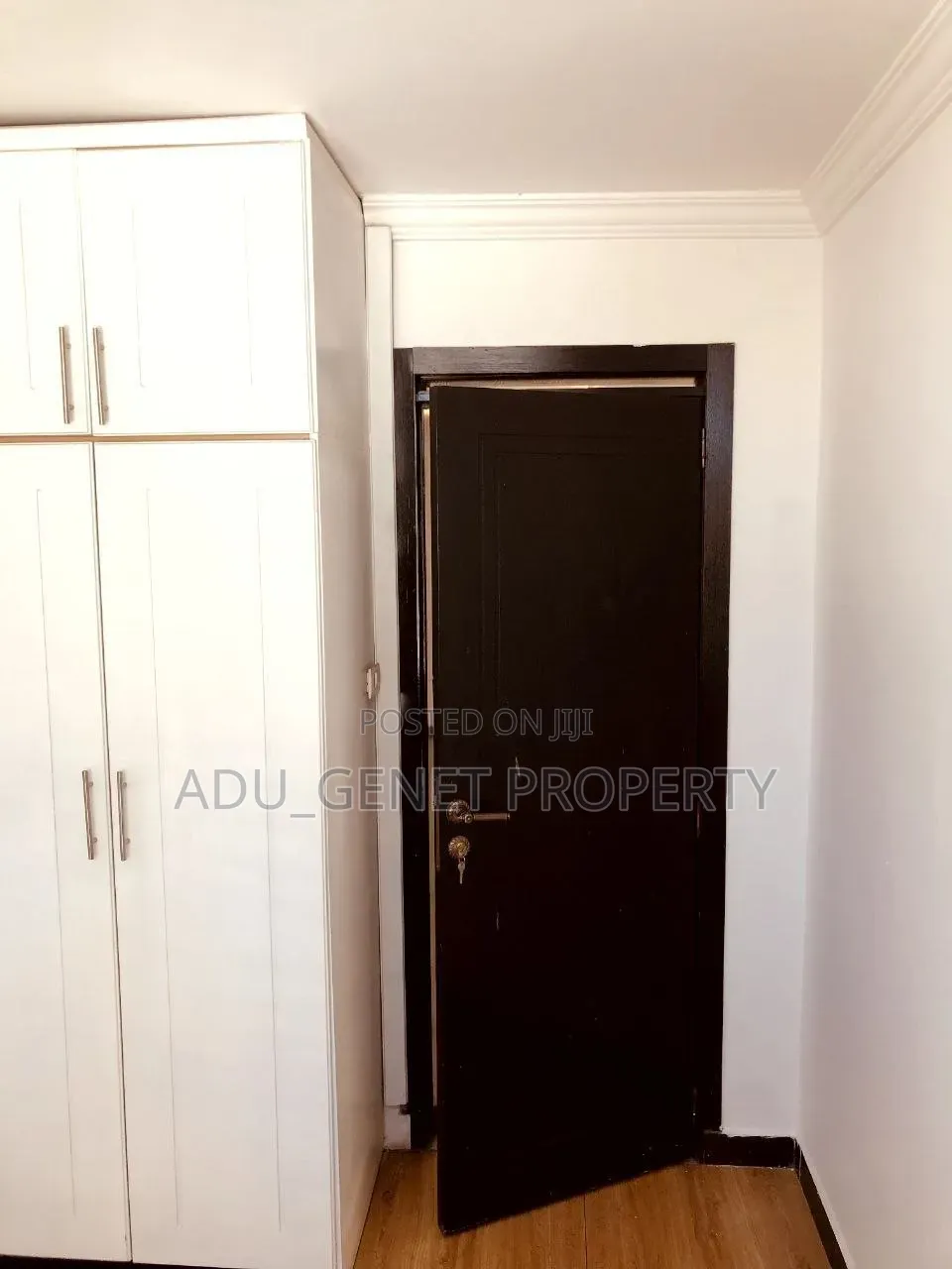 Furnished 3bdrm Apartment in Bole for sale