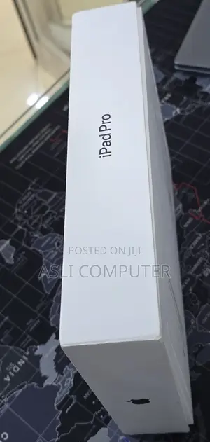 New Apple iPad (2025) 512 GB