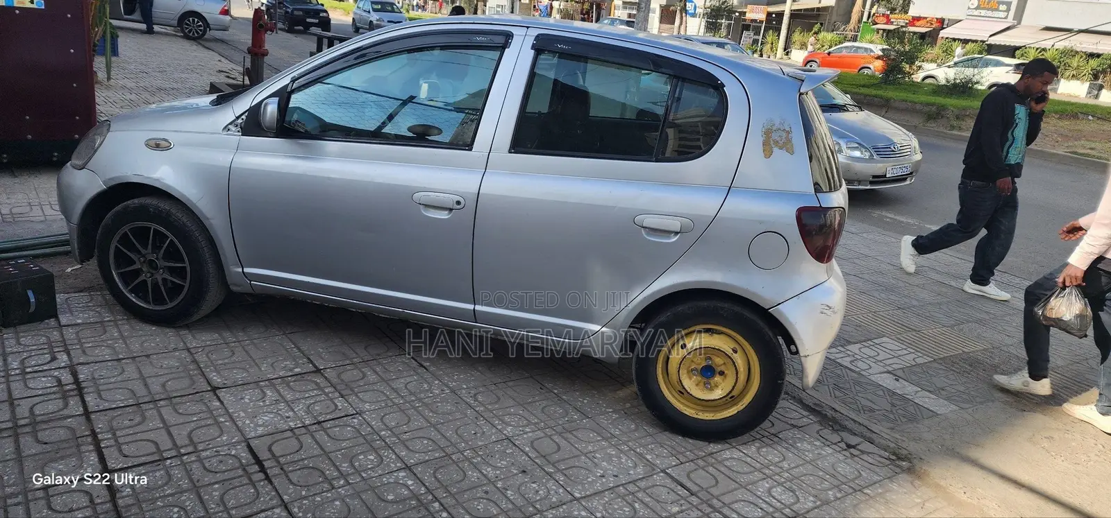 Toyota Vitz 2001 Silver