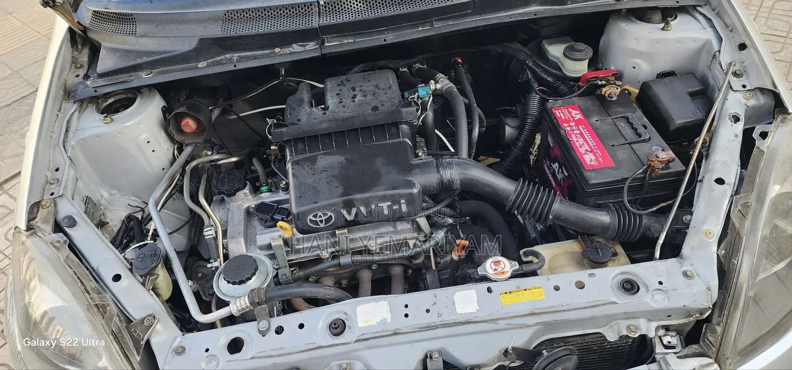Toyota Vitz 2001 Silver