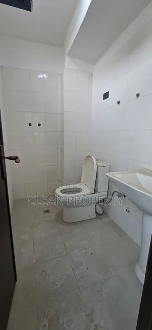 2bdrm Apartment in Clean Properties, Bole for rent