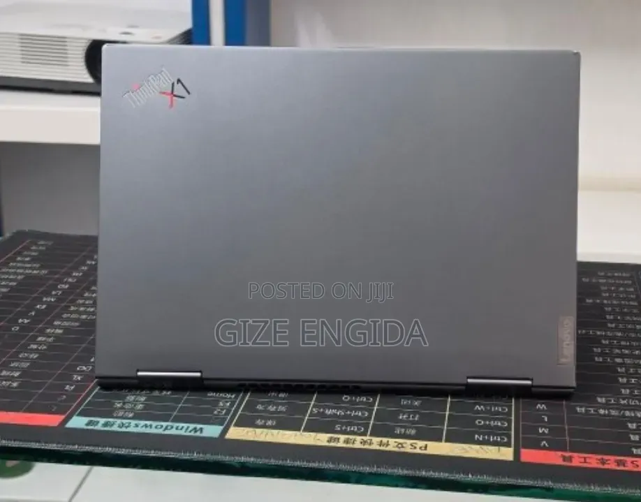 New Laptop Lenovo ThinkPad X1 Yoga 16GB Intel Core i5 SSD 512GB