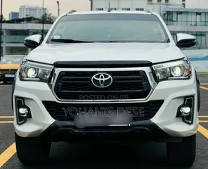Toyota Hilux 2019 Off white