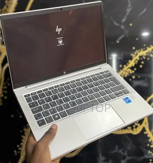 New Laptop HP EliteBook 830 G8 16GB Intel Core i5 SSD 512GB
