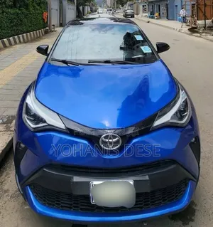 Toyota C-HR 2021 Blue
