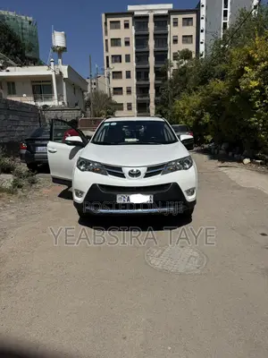 Toyota RAV4 2015 White