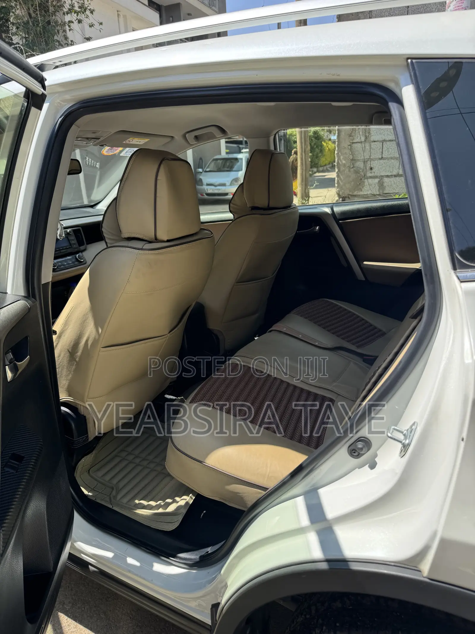 Toyota RAV4 2015 White