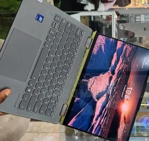New Laptop Lenovo Yoga 7i 16GB Intel Core Ultra 7 SSD 512GB