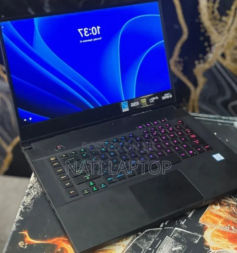 New Laptop Asus ROG Zephyrus G15 16GB Intel Core i7 SSD 1T
