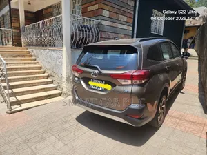 Toyota Rush 2021 Brown